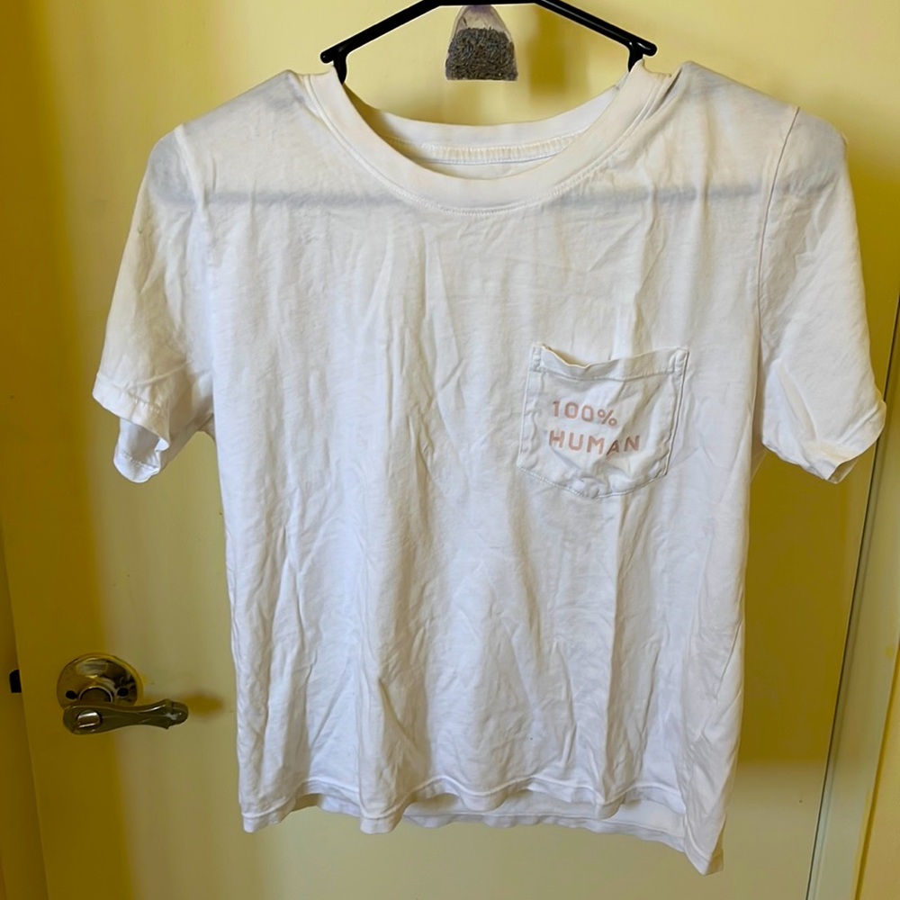 Everlane 100% human pocket tee